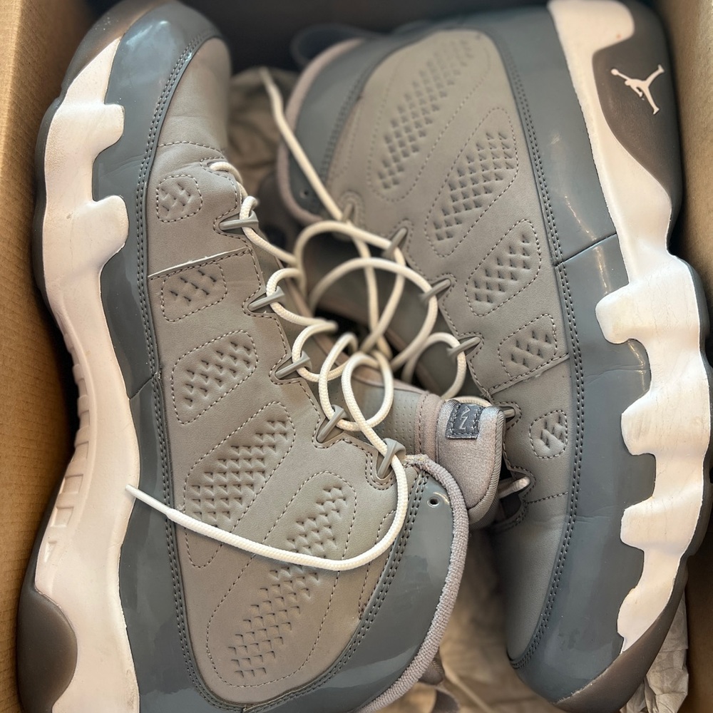 Nike Air Jordan Retro 9 Cool Grey